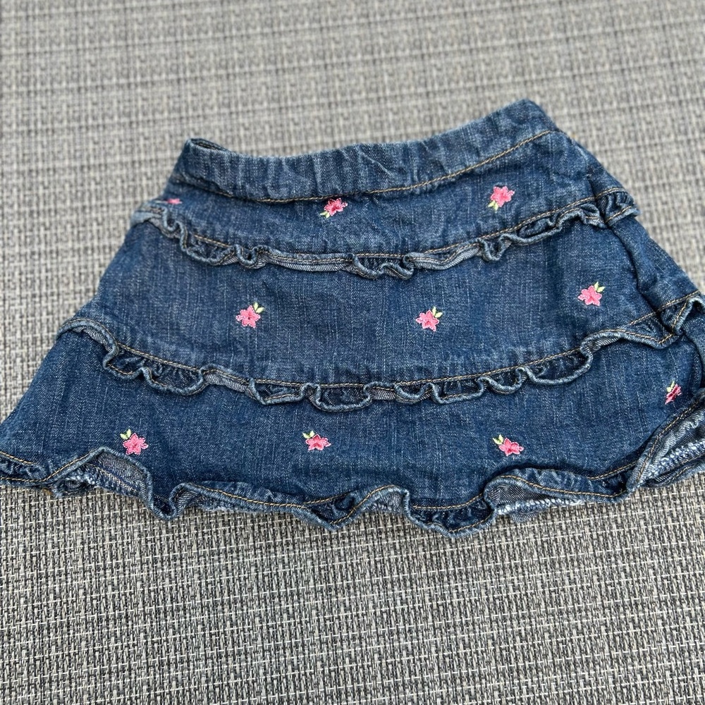 Gymboree Blue Denim Skirt attached panties 2T Embroidered pink flowers